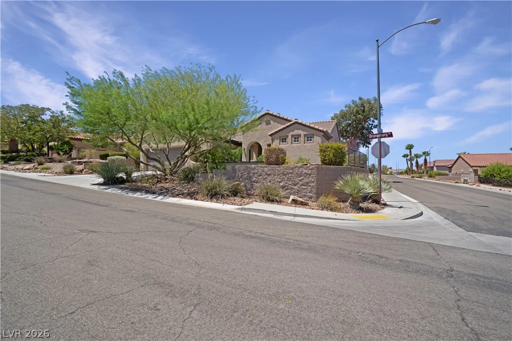 2353 Orangeburg, Henderson, NV 89044