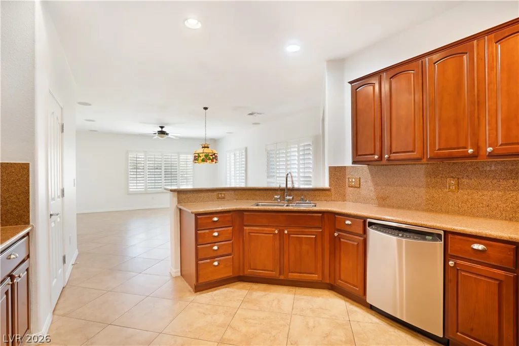 2353 Orangeburg, Henderson, NV 89044