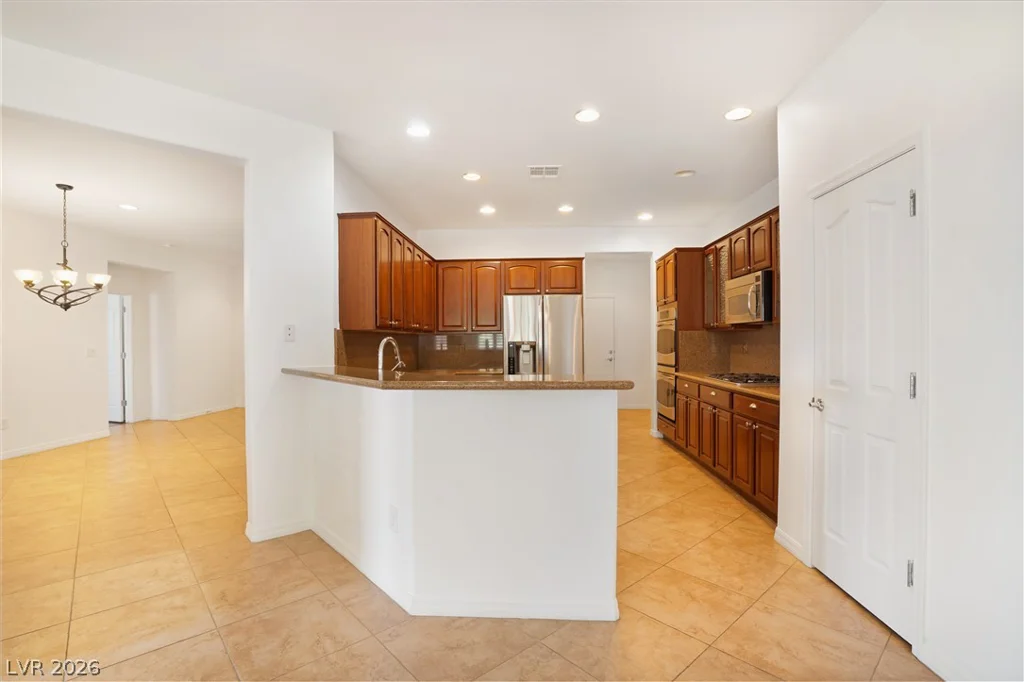 2353 Orangeburg, Henderson, NV 89044