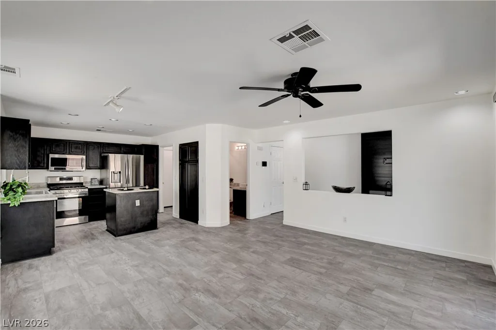 1837 Sierra Valley, Las Vegas, NV 89128