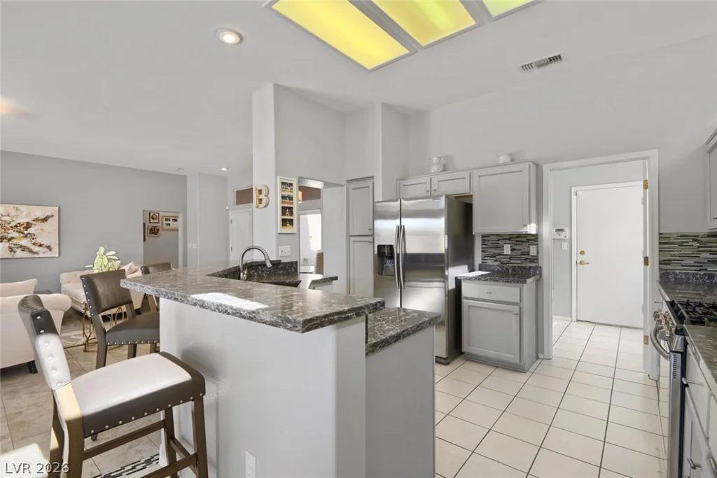 10312 Villa Ridge, Las Vegas, NV 89134