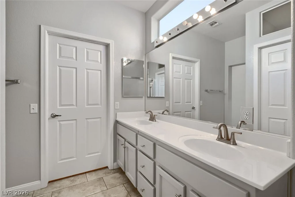 10312 Villa Ridge, Las Vegas, NV 89134