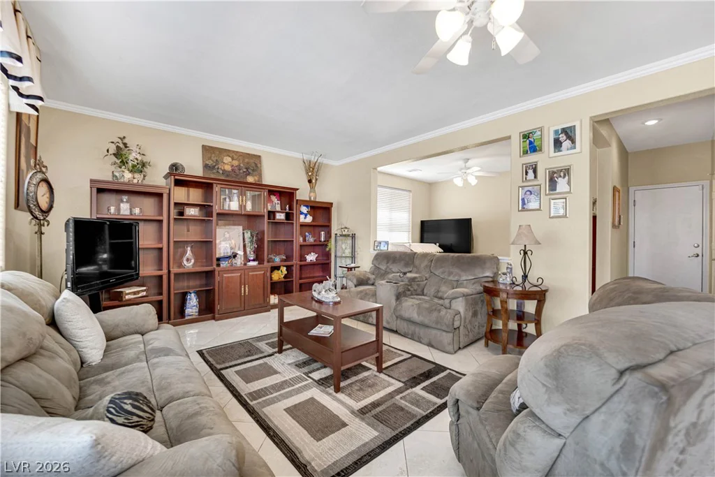 3016 Palace Gate, Las Vegas, NV 89117