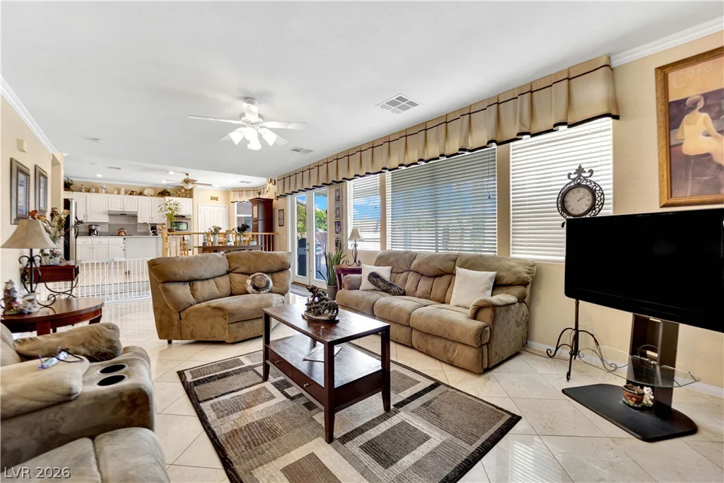 3016 Palace Gate, Las Vegas, NV 89117