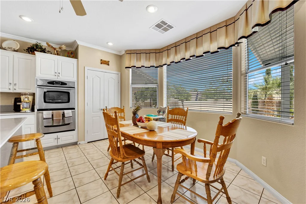 3016 Palace Gate, Las Vegas, NV 89117