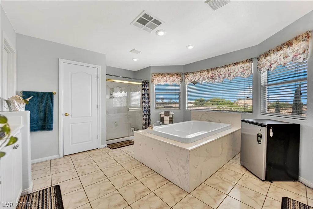 3016 Palace Gate, Las Vegas, NV 89117