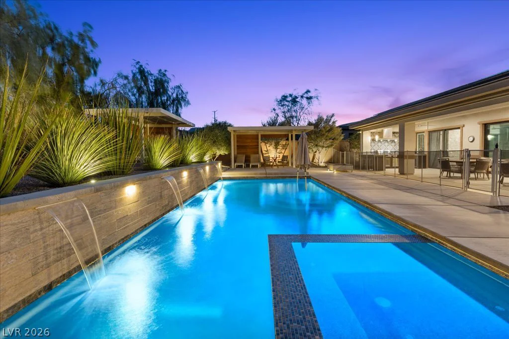 8479 Hickam, Las Vegas, NV 89129