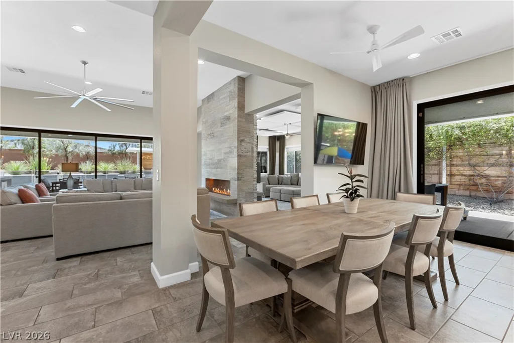 8479 Hickam, Las Vegas, NV 89129