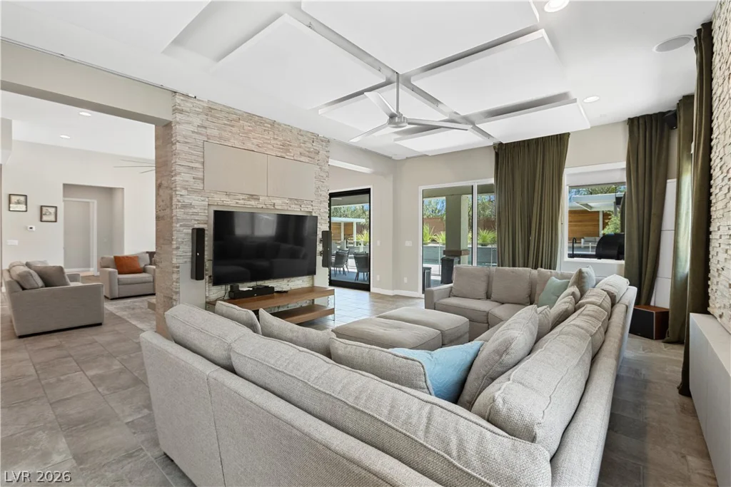 8479 Hickam, Las Vegas, NV 89129