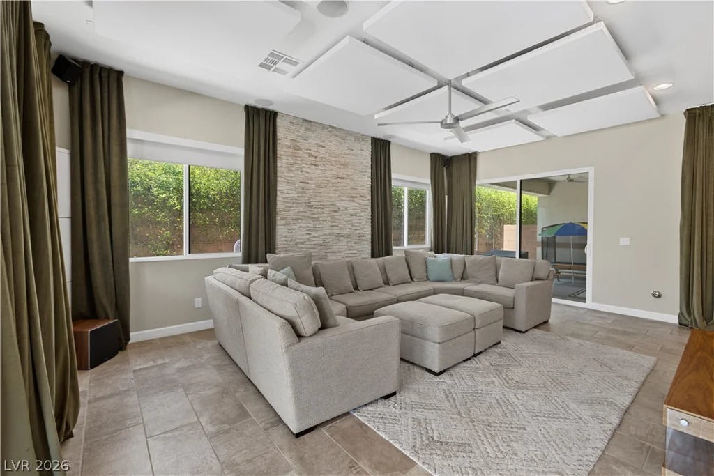8479 Hickam, Las Vegas, NV 89129