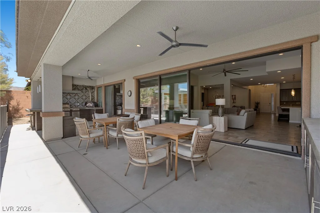 8479 Hickam, Las Vegas, NV 89129