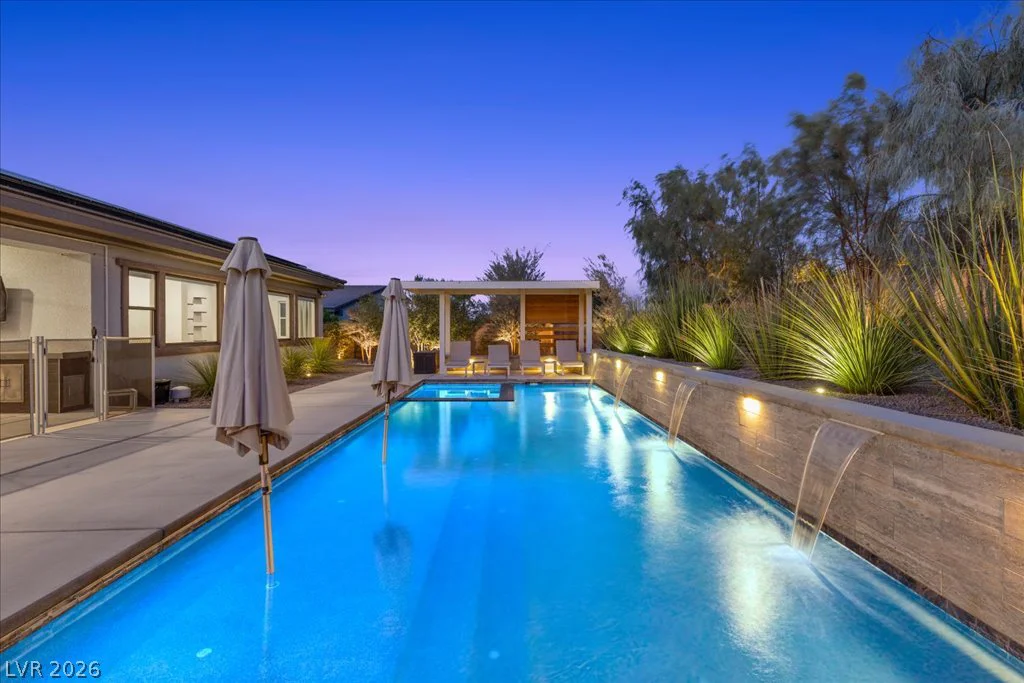 8479 Hickam, Las Vegas, NV 89129