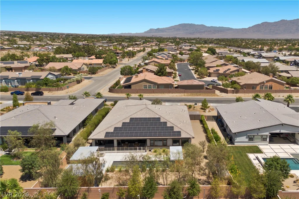 8479 Hickam, Las Vegas, NV 89129