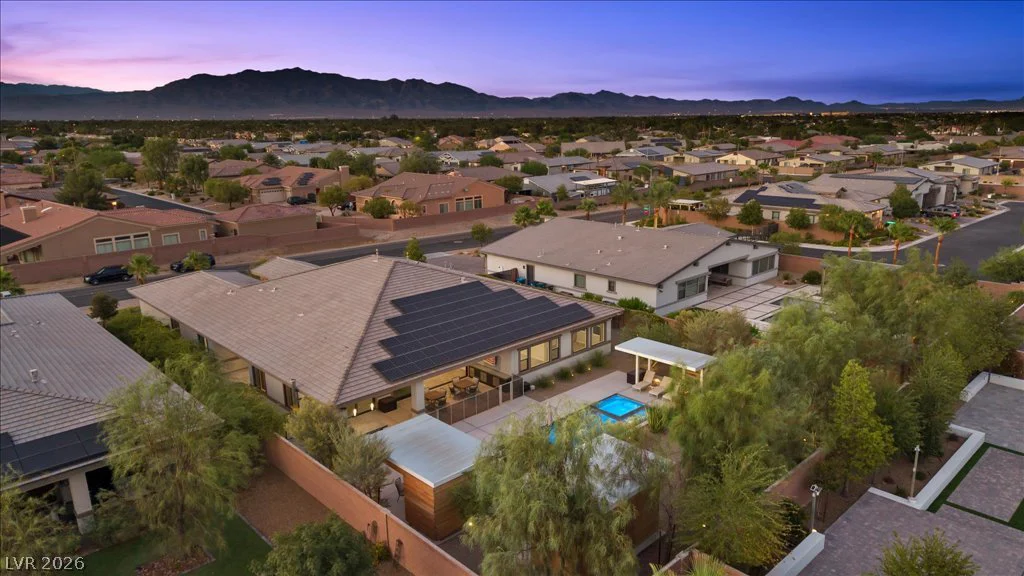 8479 Hickam, Las Vegas, NV 89129