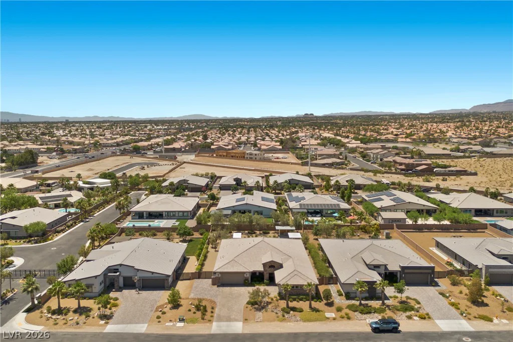 8479 Hickam, Las Vegas, NV 89129