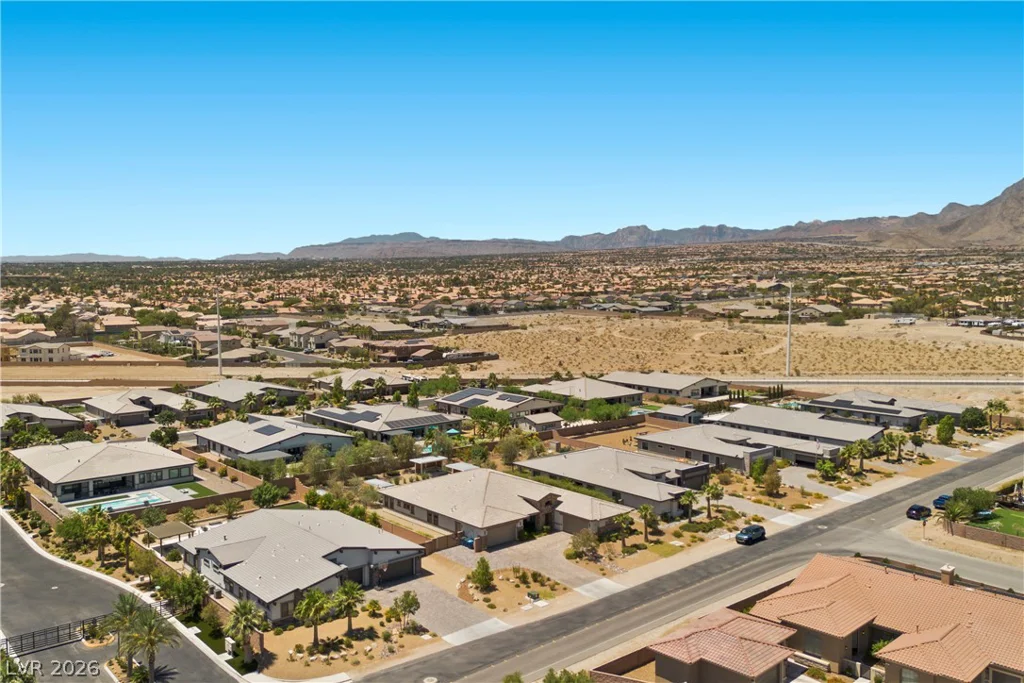 8479 Hickam, Las Vegas, NV 89129