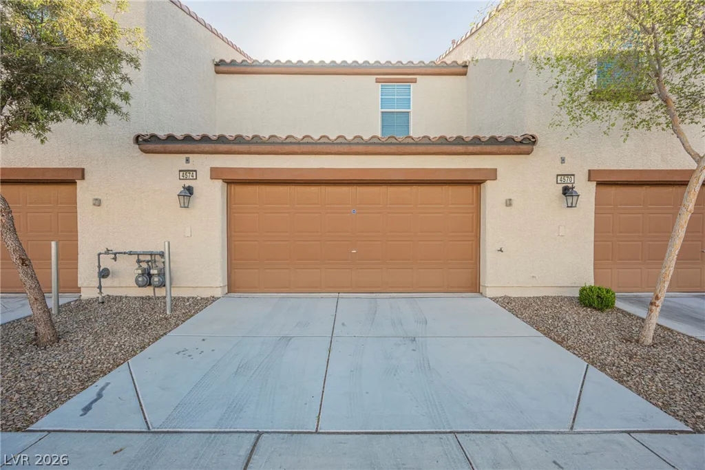 4574 Dover Straight, Las Vegas, NV 89115