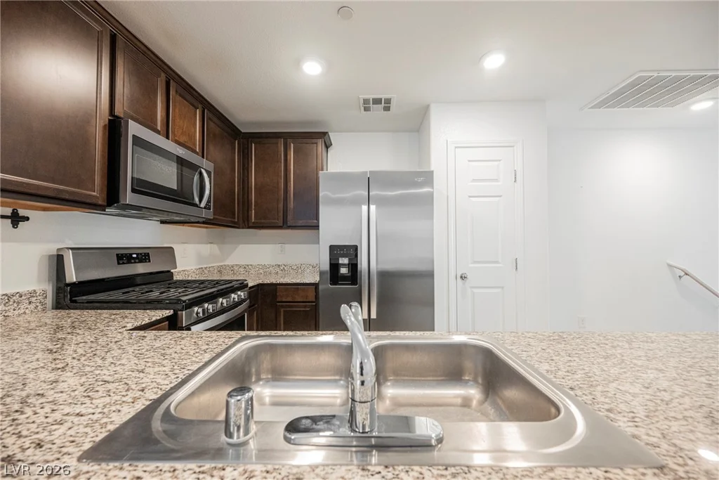 4574 Dover Straight, Las Vegas, NV 89115