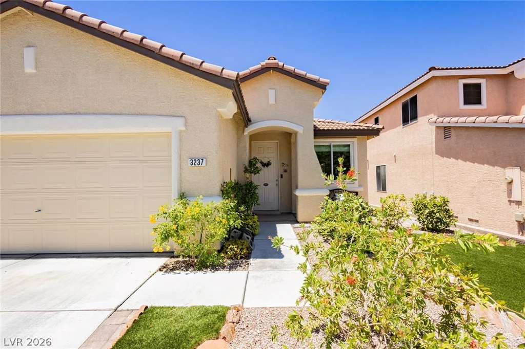3237 Ridgecliff, Las Vegas, NV 89129