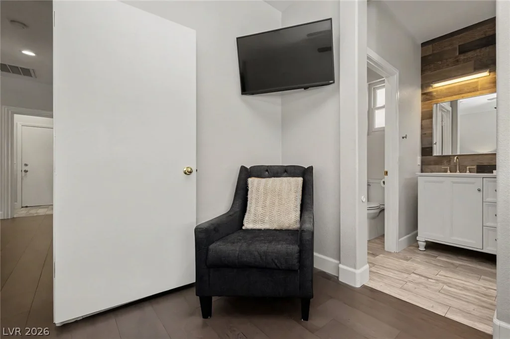 3237 Ridgecliff, Las Vegas, NV 89129