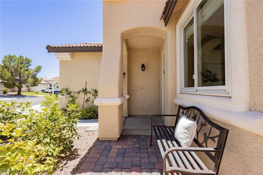 3237 Ridgecliff, Las Vegas, NV 89129