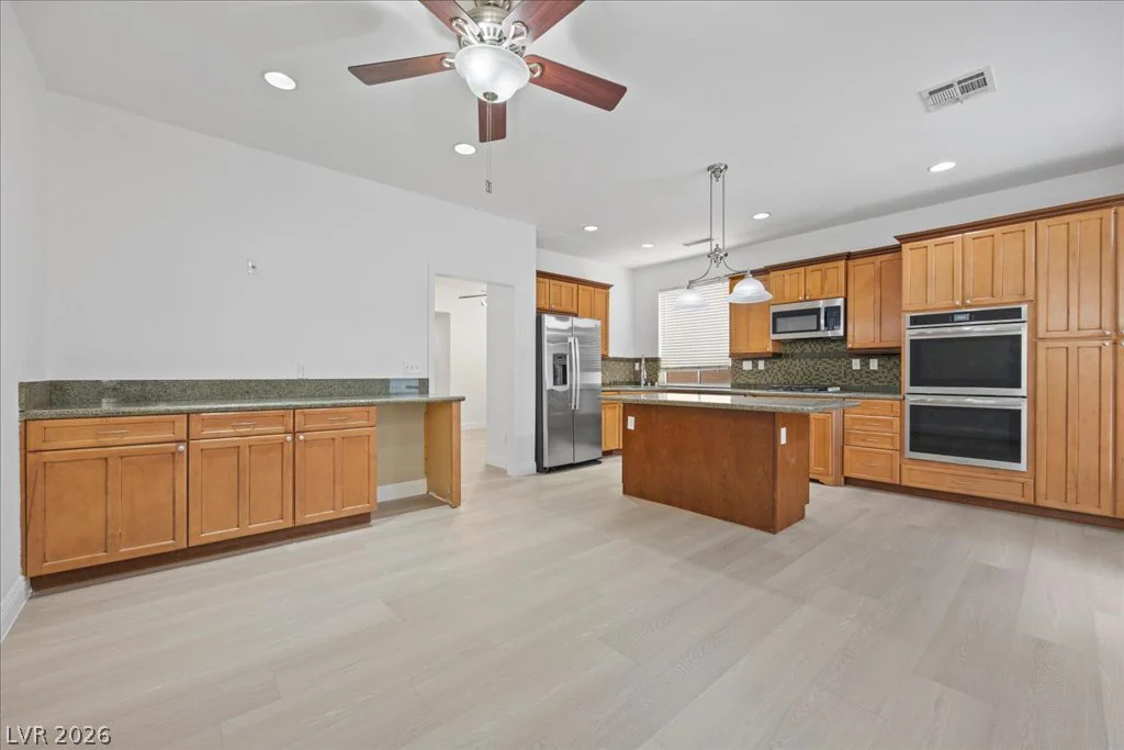 2213 White Mist, Las Vegas, NV 89134