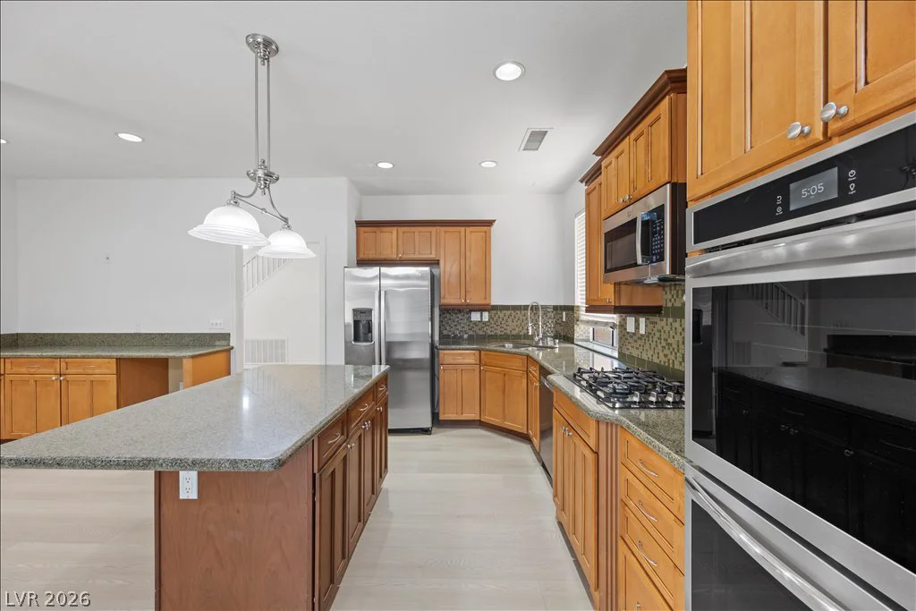 2213 White Mist, Las Vegas, NV 89134