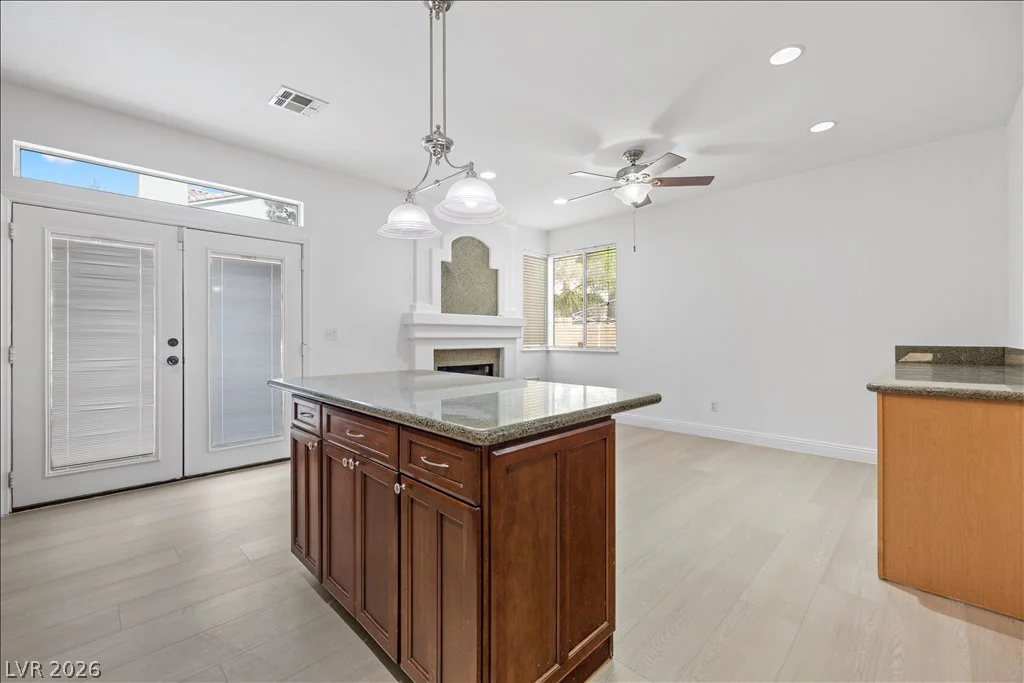 2213 White Mist, Las Vegas, NV 89134