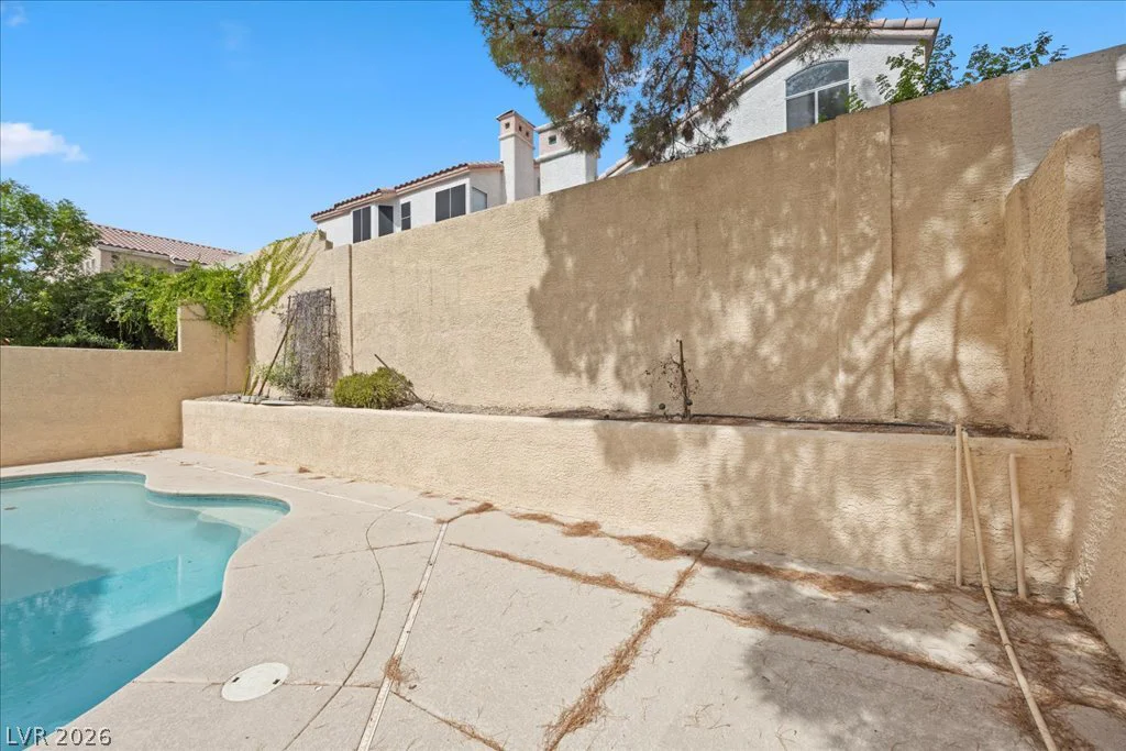 2213 White Mist, Las Vegas, NV 89134