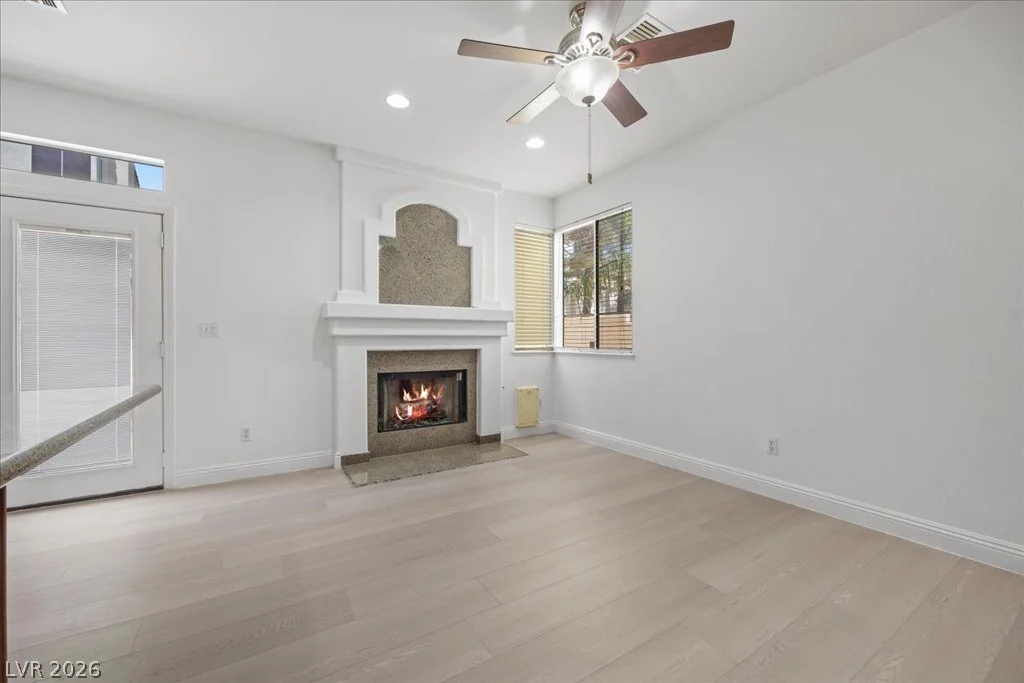2213 White Mist, Las Vegas, NV 89134