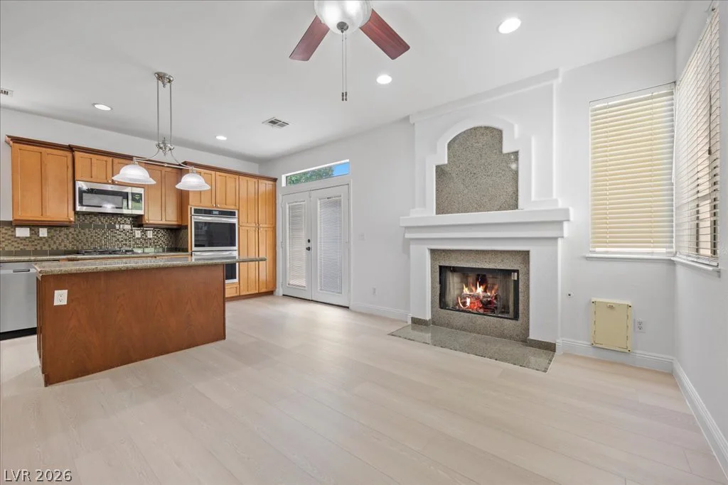 2213 White Mist, Las Vegas, NV 89134