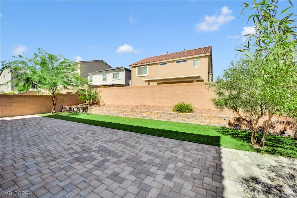 10307 Rolling Bay, Las Vegas, NV 89141
