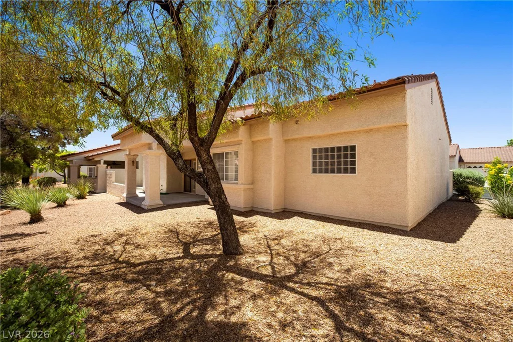 1904 Bradbury Circle, Las Vegas, NV 89128