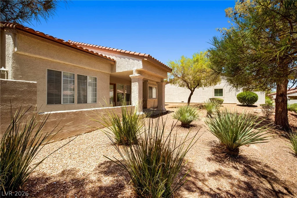 1904 Bradbury Circle, Las Vegas, NV 89128