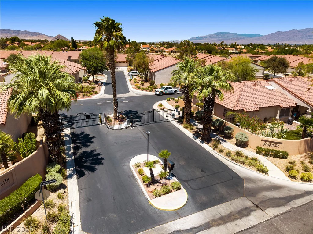 1904 Bradbury Circle, Las Vegas, NV 89128