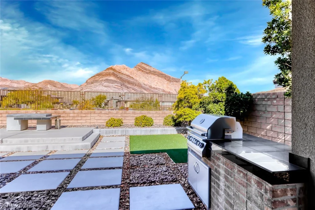 10840 Organic, Las Vegas, NV 89138