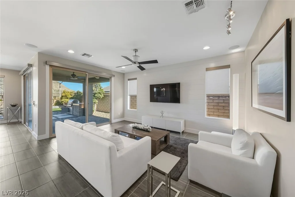10840 Organic, Las Vegas, NV 89138