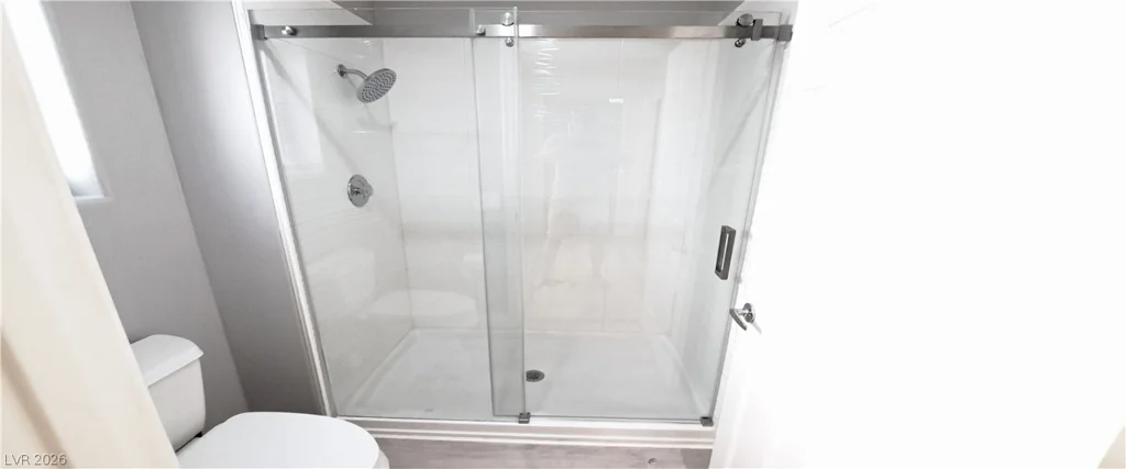 10033 Woodhouse, Las Vegas, NV 89134