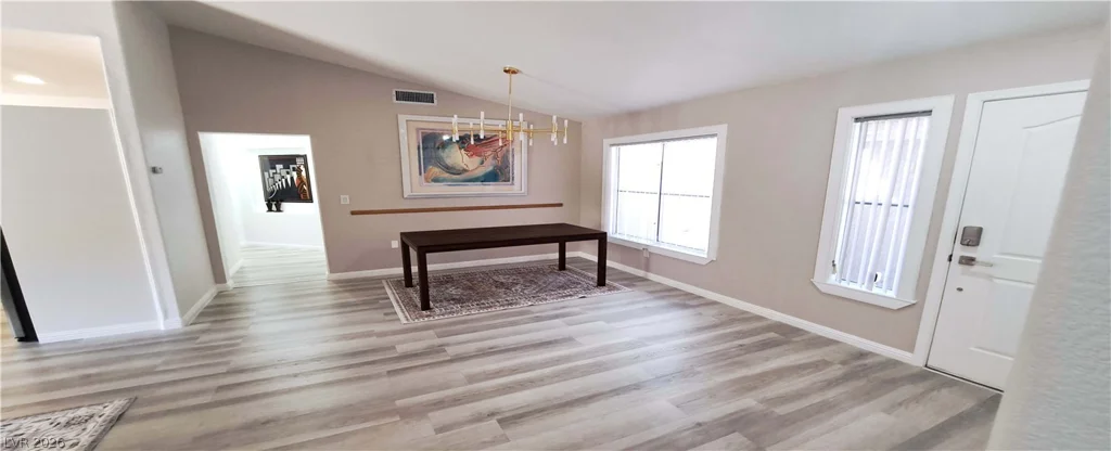 10033 Woodhouse, Las Vegas, NV 89134