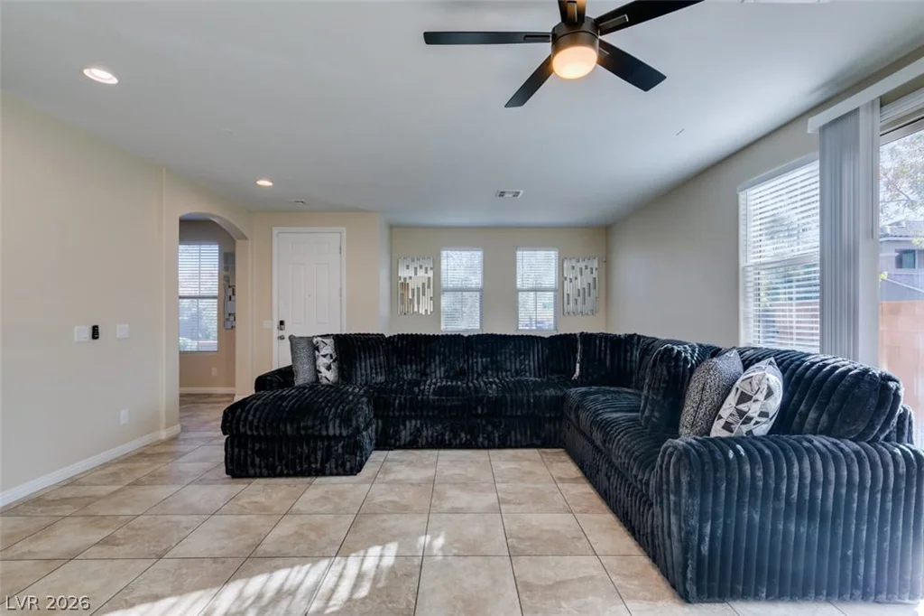 11083 Ketchikan, Las Vegas, NV 89179