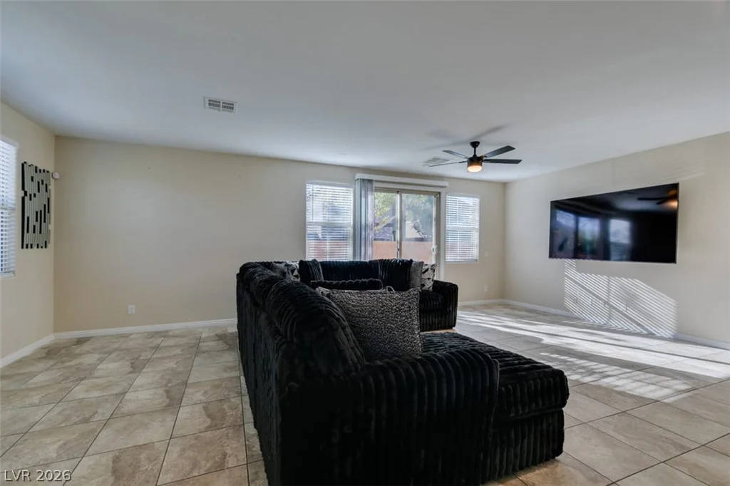 11083 Ketchikan, Las Vegas, NV 89179
