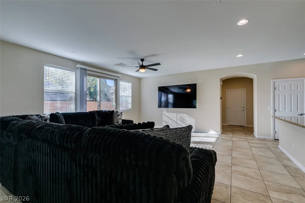 11083 Ketchikan, Las Vegas, NV 89179