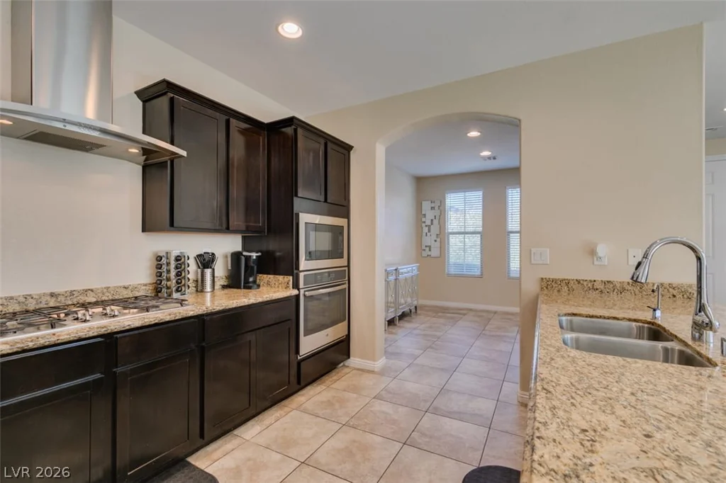 11083 Ketchikan, Las Vegas, NV 89179