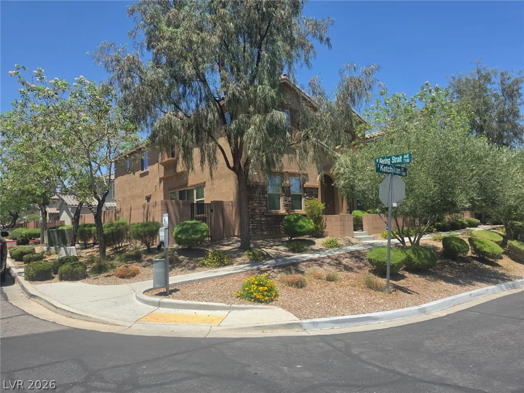11083 Ketchikan, Las Vegas, NV 89179