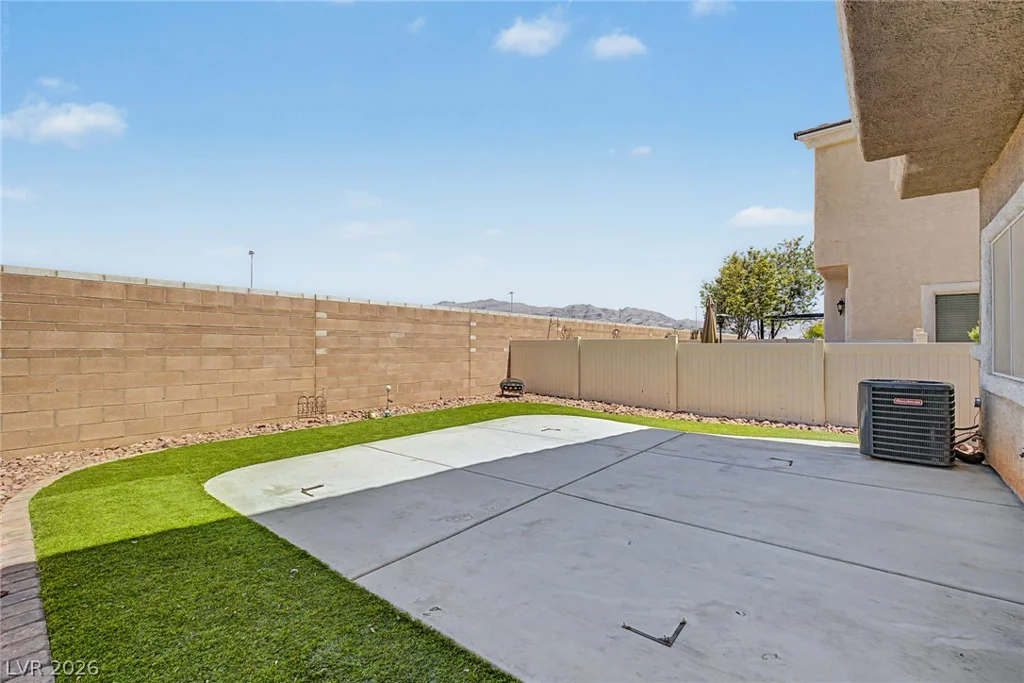 6721 Lookout Lodge, North Las Vegas, NV 89084