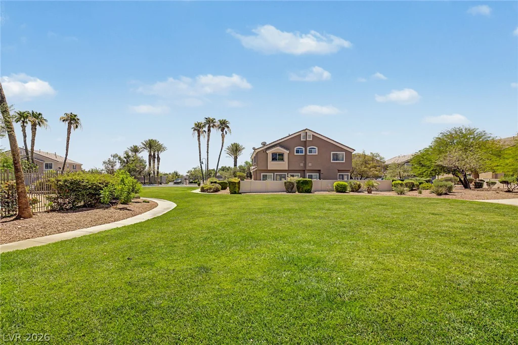 6721 Lookout Lodge, North Las Vegas, NV 89084