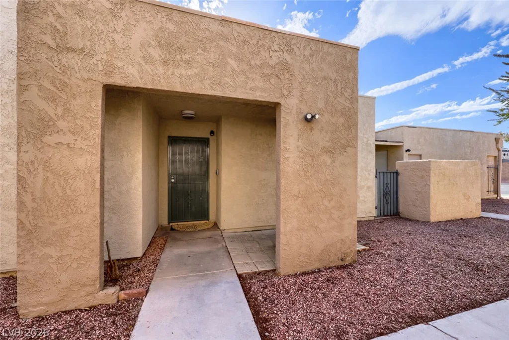 4213 Essex Green, Las Vegas, NV 89110