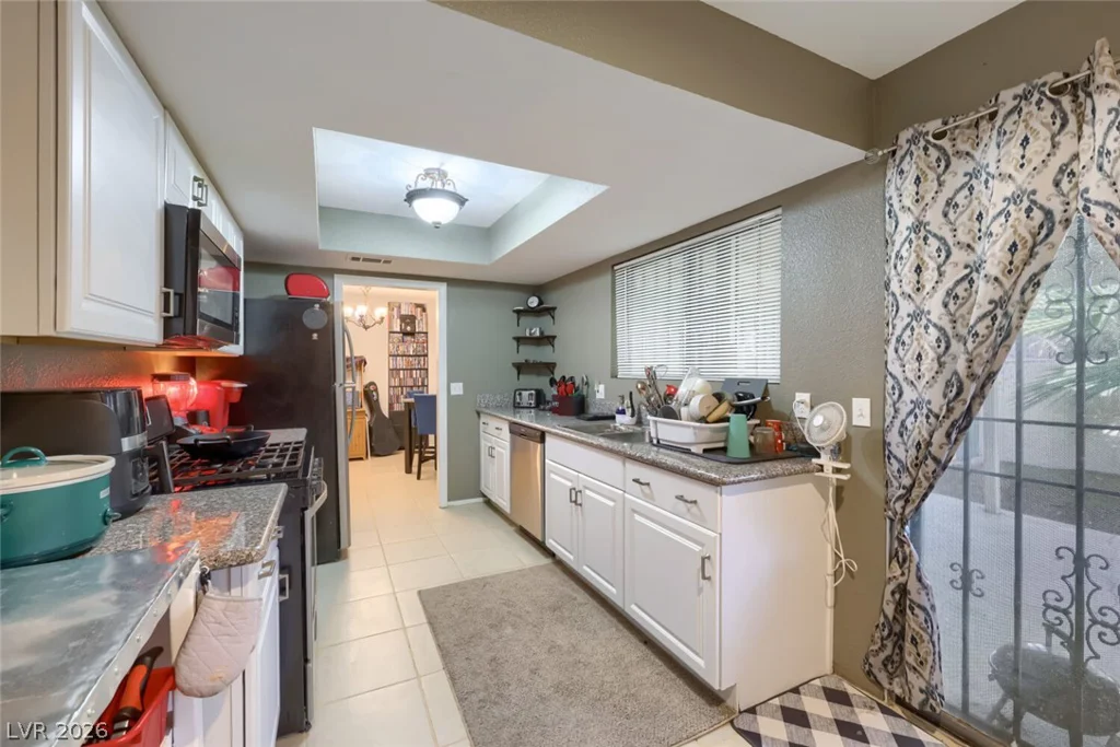 4213 Essex Green, Las Vegas, NV 89110