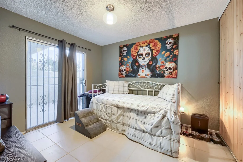 4213 Essex Green, Las Vegas, NV 89110