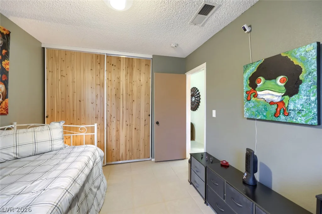 4213 Essex Green, Las Vegas, NV 89110